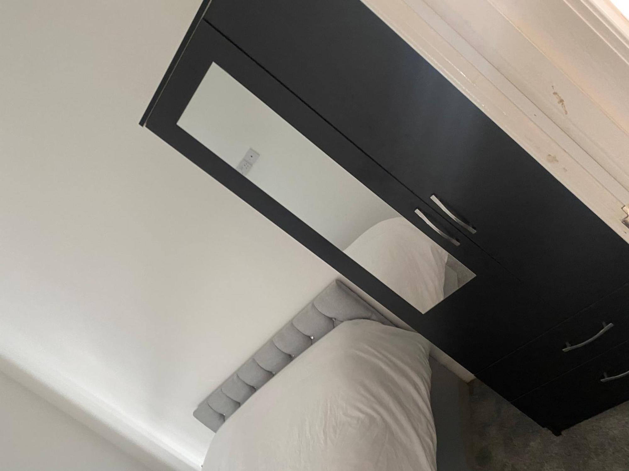 Designer Apartment Apt6 Wolverhampton Eksteriør bilde